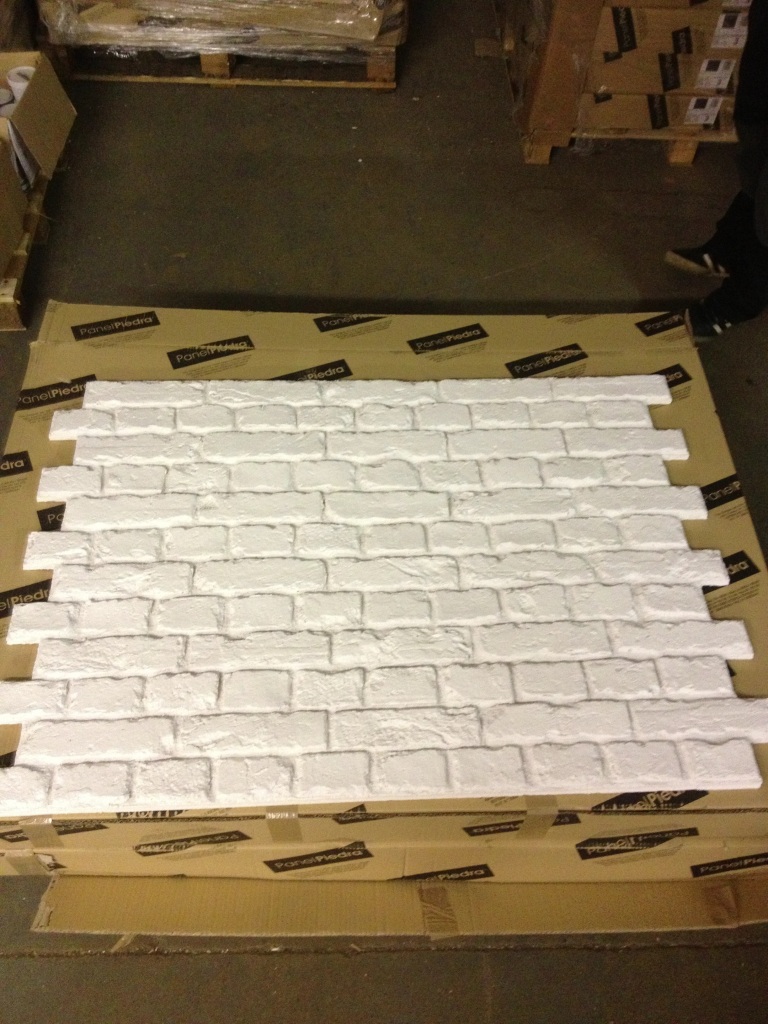 white  Faux brick wall panel from Dreamwall PR 551 UK STOCK OF FAUX BRICK
